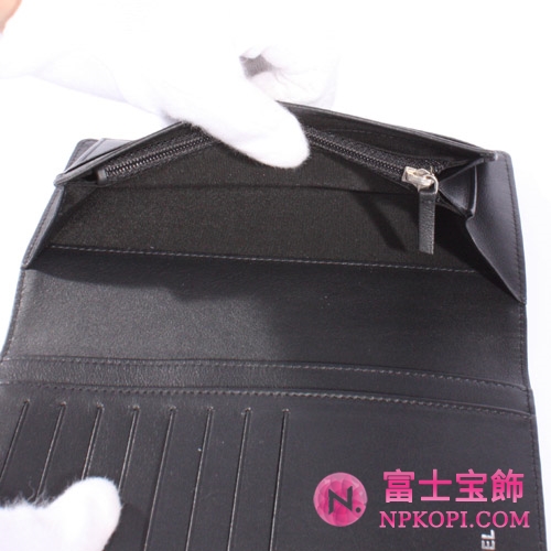 【2011年春夏新作】シャネル キャビアスキン 長財布 ブラック A48651